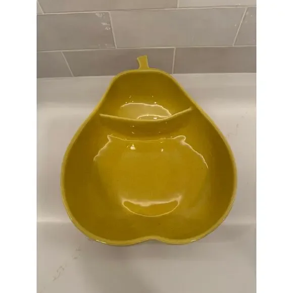 Vintage Pfaltzgraff Yellow Speckled Pear-Shaped‎ Serving Bowl